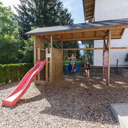 Garni Nill Hotell Schwendau Exteriör bild