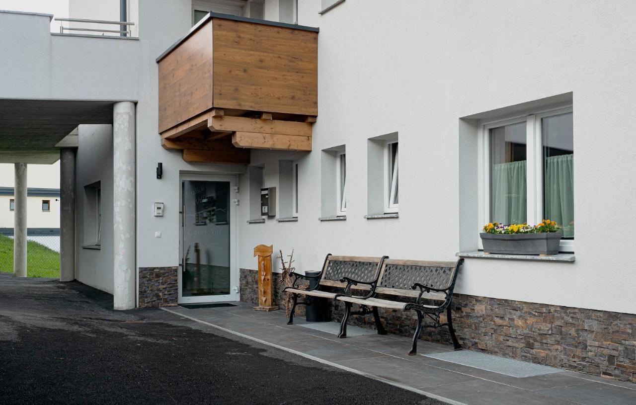 Garni Nill Hotell Schwendau Exteriör bild