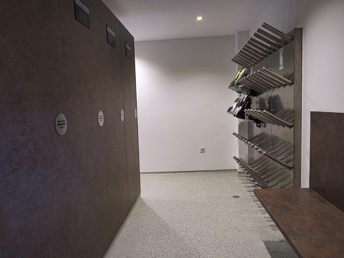 Garni Nill Hotell Schwendau Exteriör bild