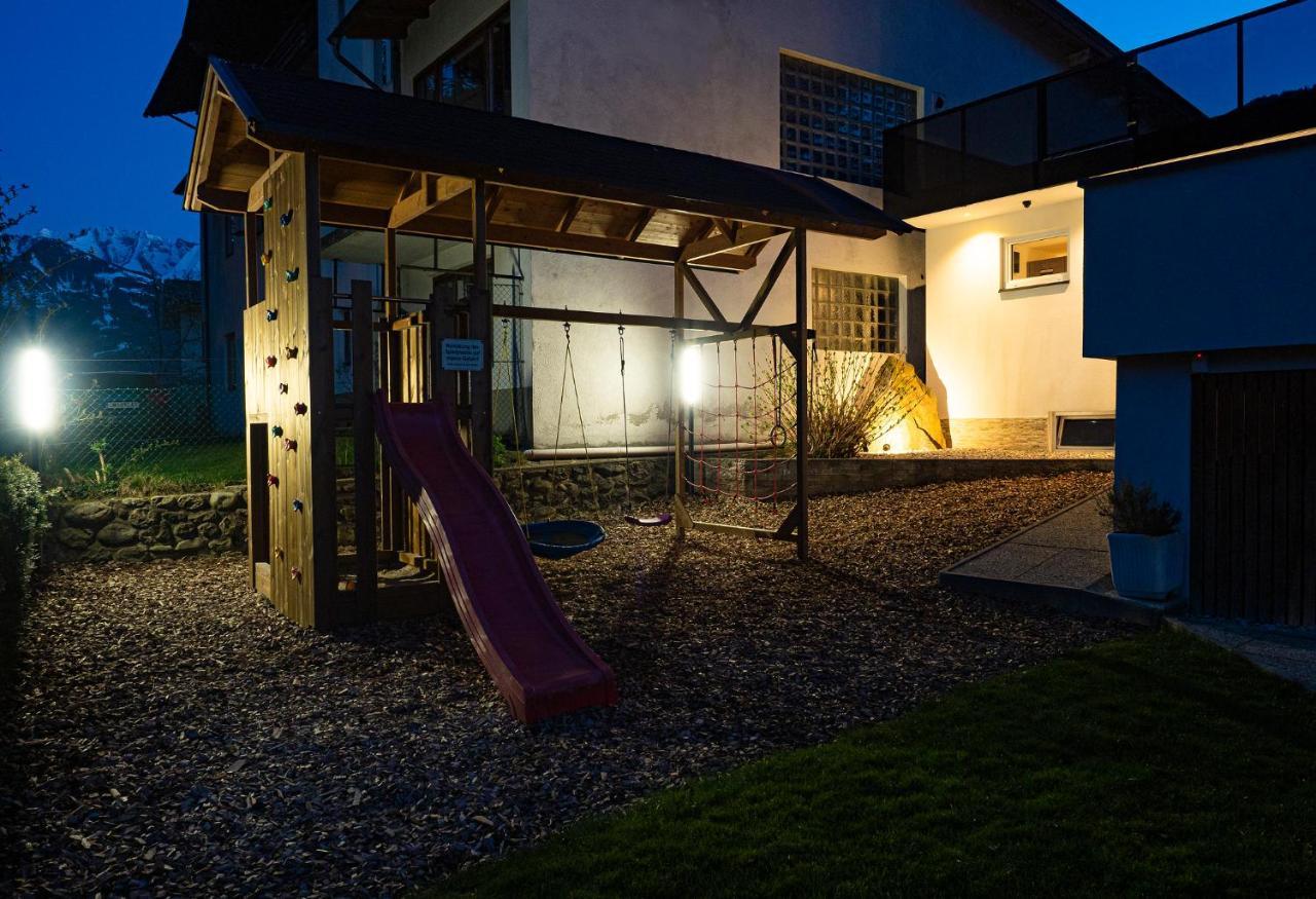 Garni Nill Hotell Schwendau Exteriör bild